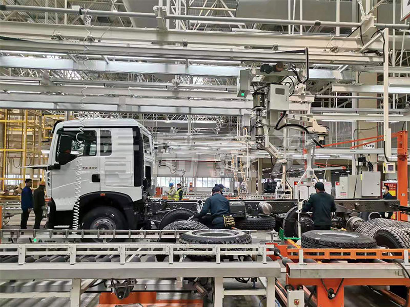 1631607289104799.jpg 輪胎裝配機械手3.jpg